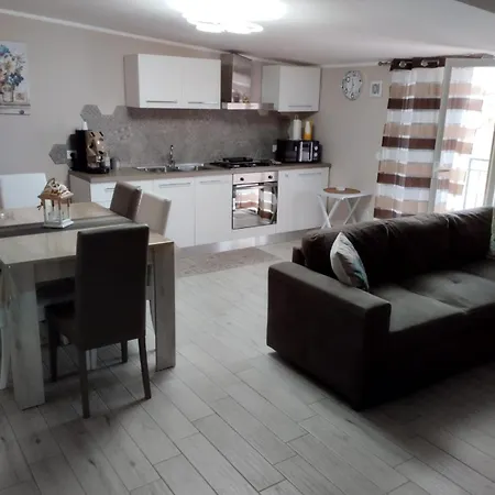 Tatil Evi Altavilla House *